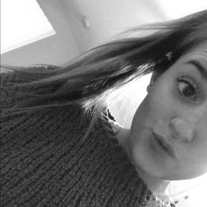 Meet your Posher, Evelyn